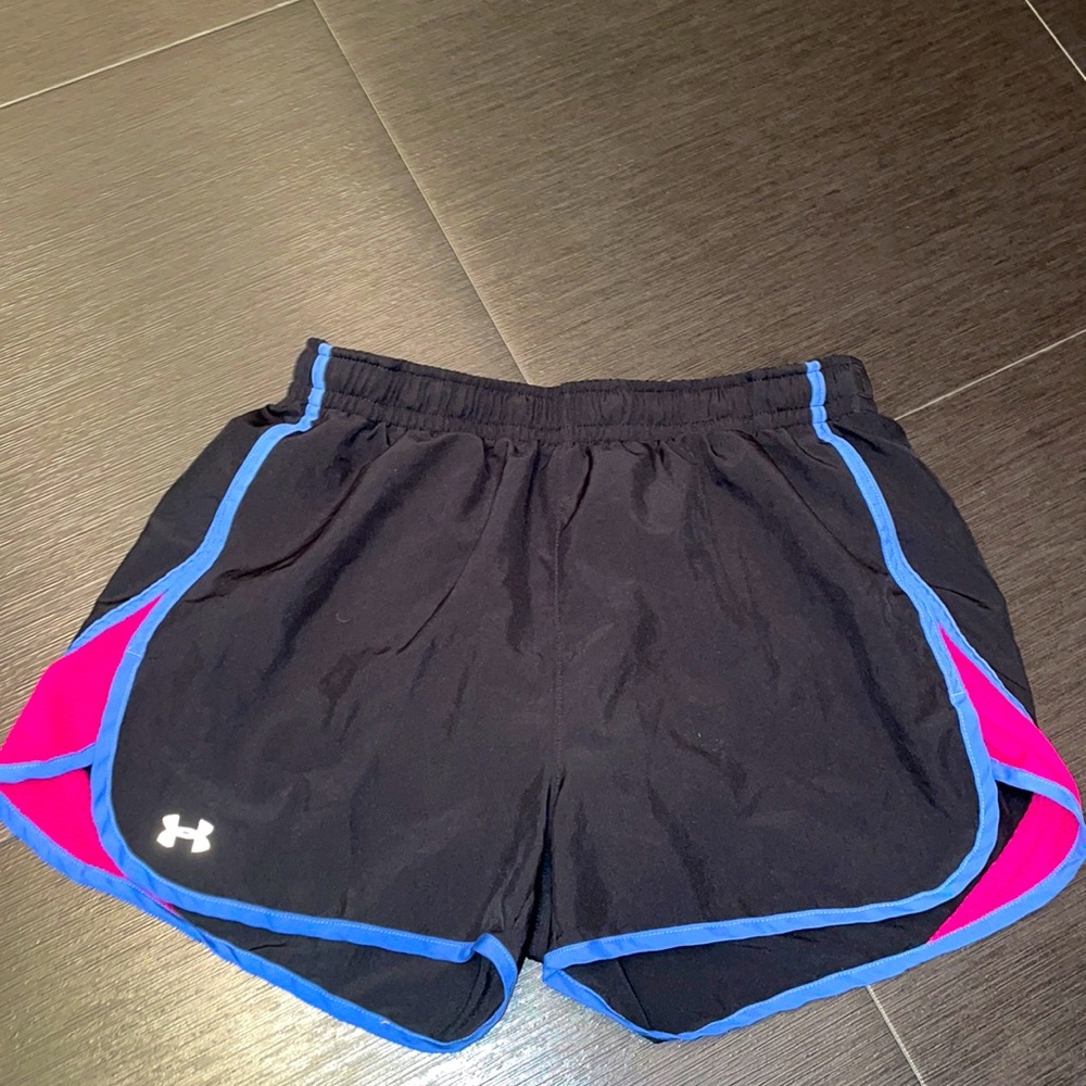 black UA athletic shorts